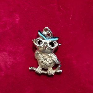Silver Owl with movable glasses Charm